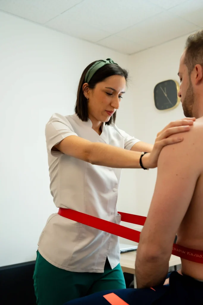 GEMMA GOMEZ_fisioterapia manual_terapia manual neuro-ortopédica_TMNO_Salamanca